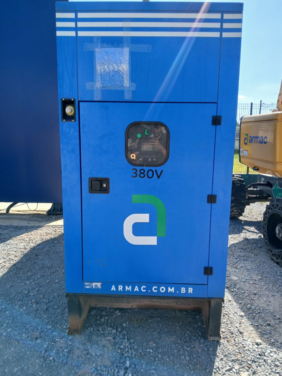 Gerador de Energia MWM 550KVA ano 2022