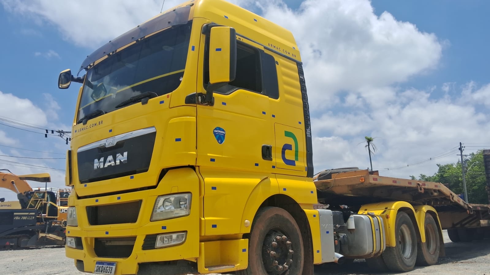 Caminhão MAN TGX 28.440 ano 2014