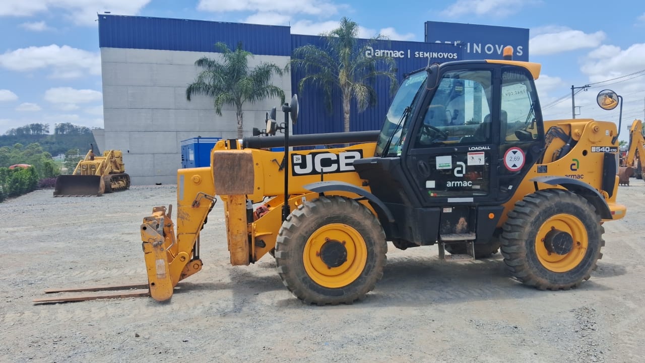 Manipulador Telescópico JCB 540-170 ano 2021