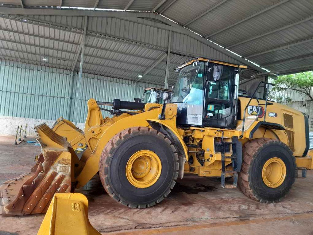 Pá Carregadeira Caterpillar 966L ano 2022 - 966L - Máquinas de Linha Amarela