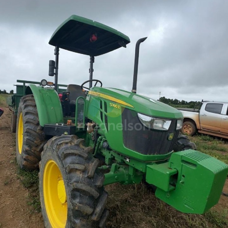 Trator John Deere 5080E ano 2023