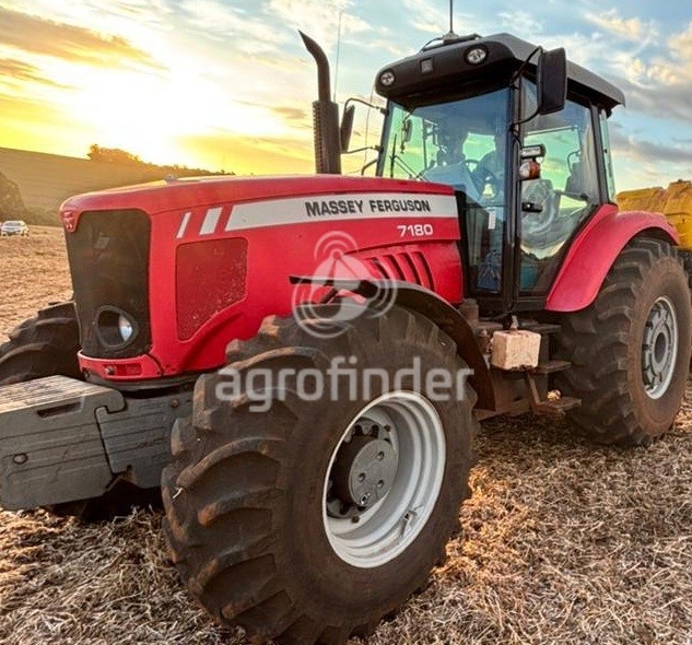 Trator Massey Ferguson MF 7180 ano 2013