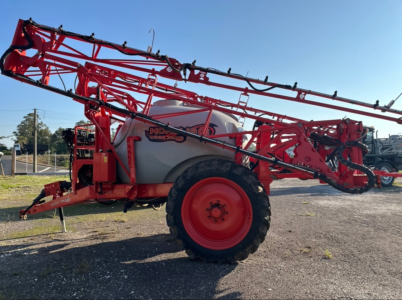 Pulverizador Allikon VELOZ 3.000 ano 2022