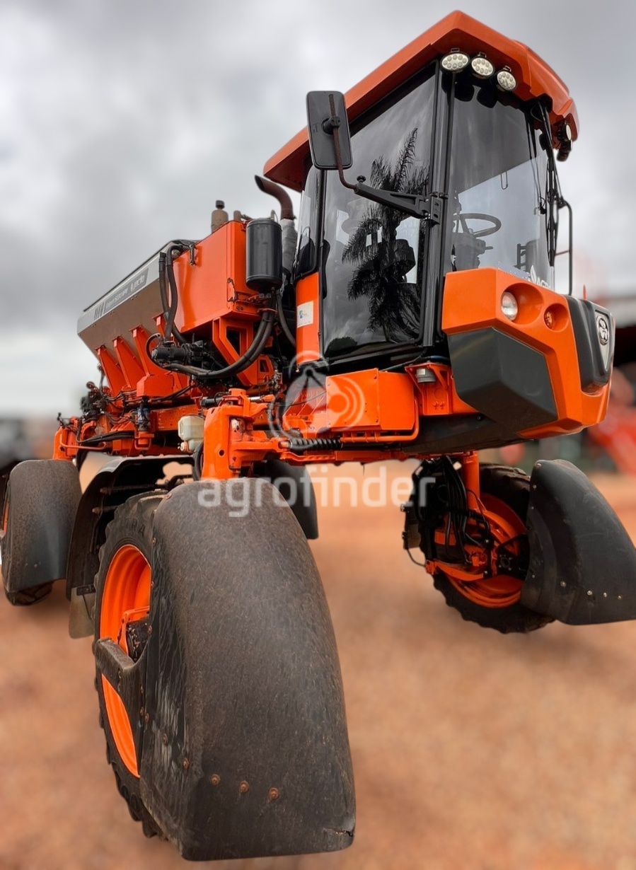 Distribuidor Autopropelido Jacto Uniport 5030 NPK ano 2021