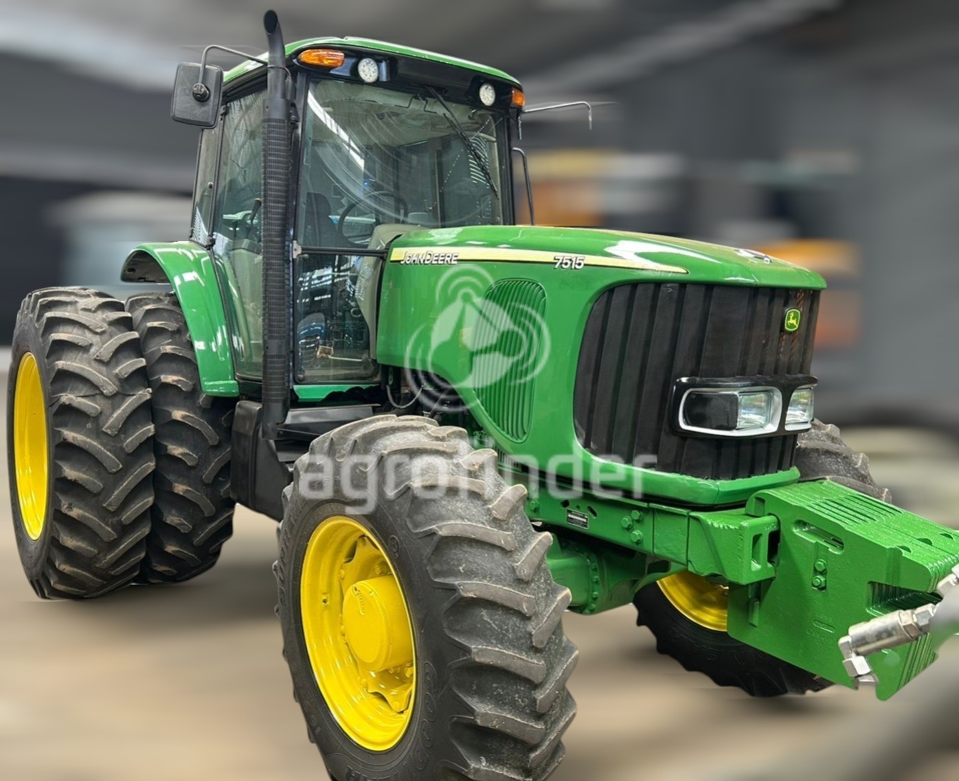 Trator John Deere 7515 ano 2008