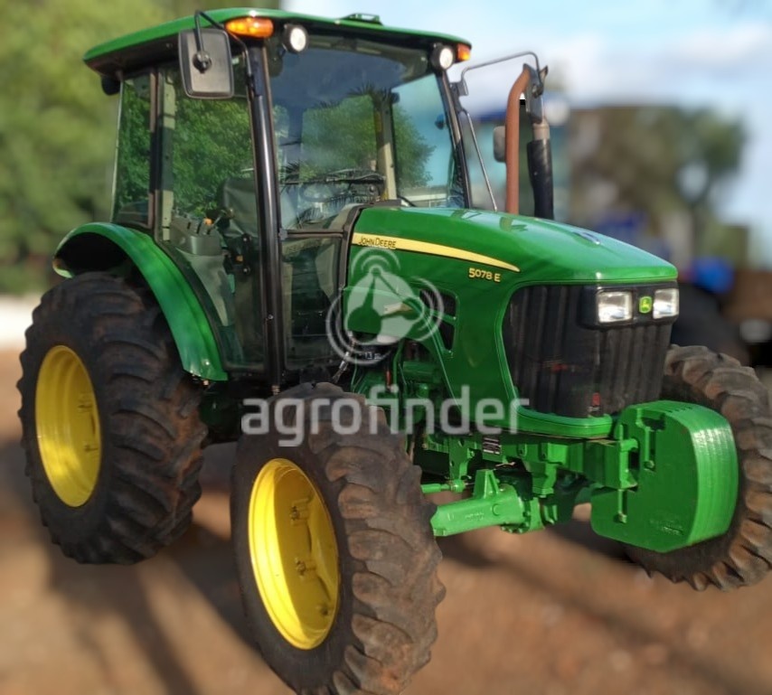 Trator John Deere 5078 E ano 2018