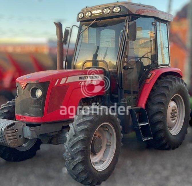 Trator Massey Ferguson MF 4275 ano 2012