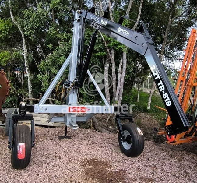Guincho Triton TR-819 ano 2022