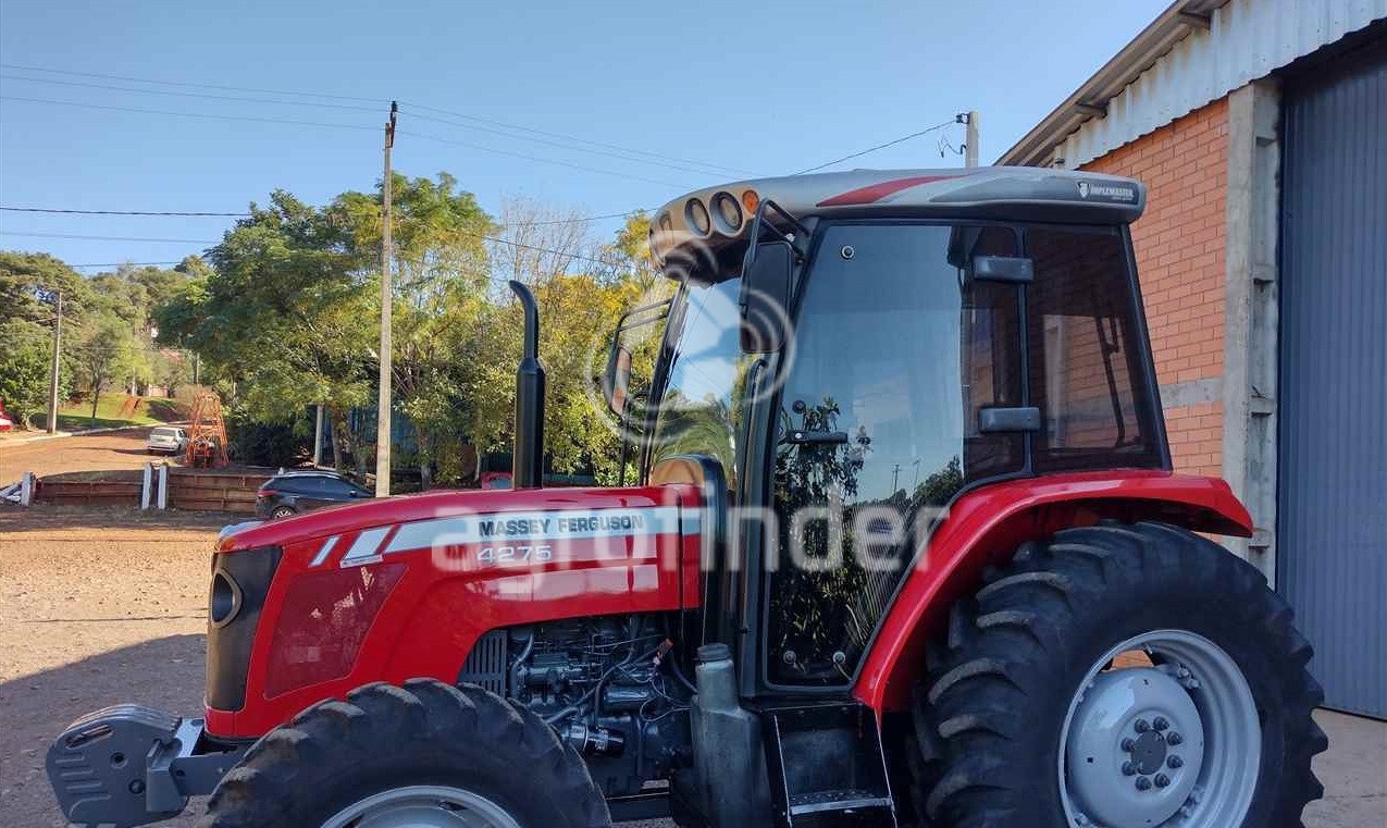 Trator Massey Ferguson MF 4275 ano 2012 - MF 4275 - Máquinas Agrícolas