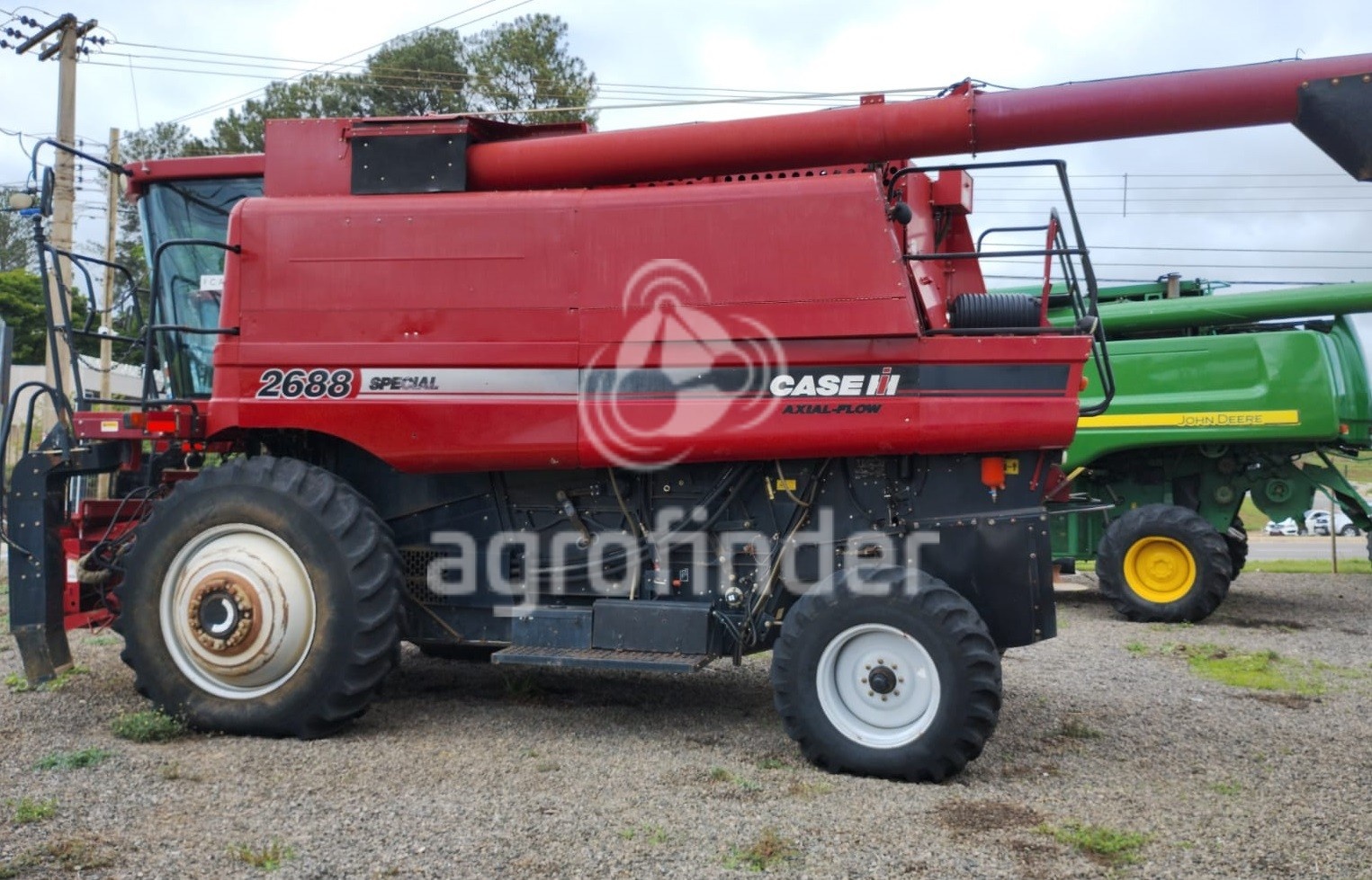 Colheitadeira Case IH Axial-Flow 2688 ano 2014 - AXIAL-FLOW 2688 - Máquinas Agrícolas