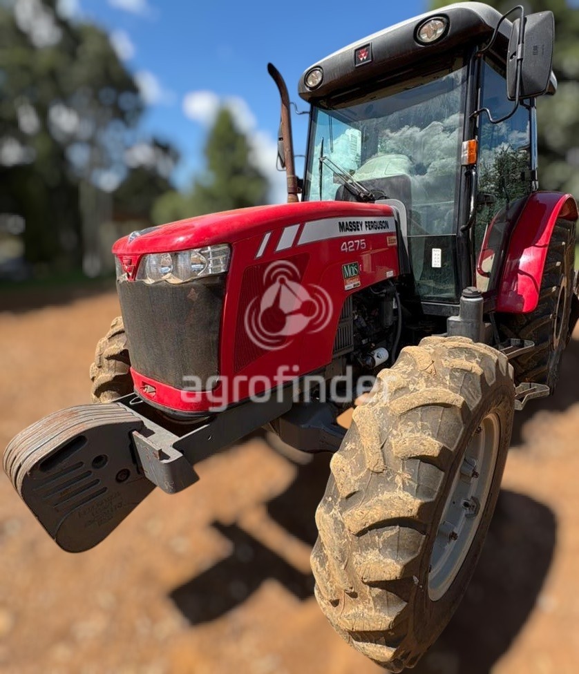 Trator Massey Ferguson MF 4275 ano 2015 - MF 4275 - Máquinas Agrícolas