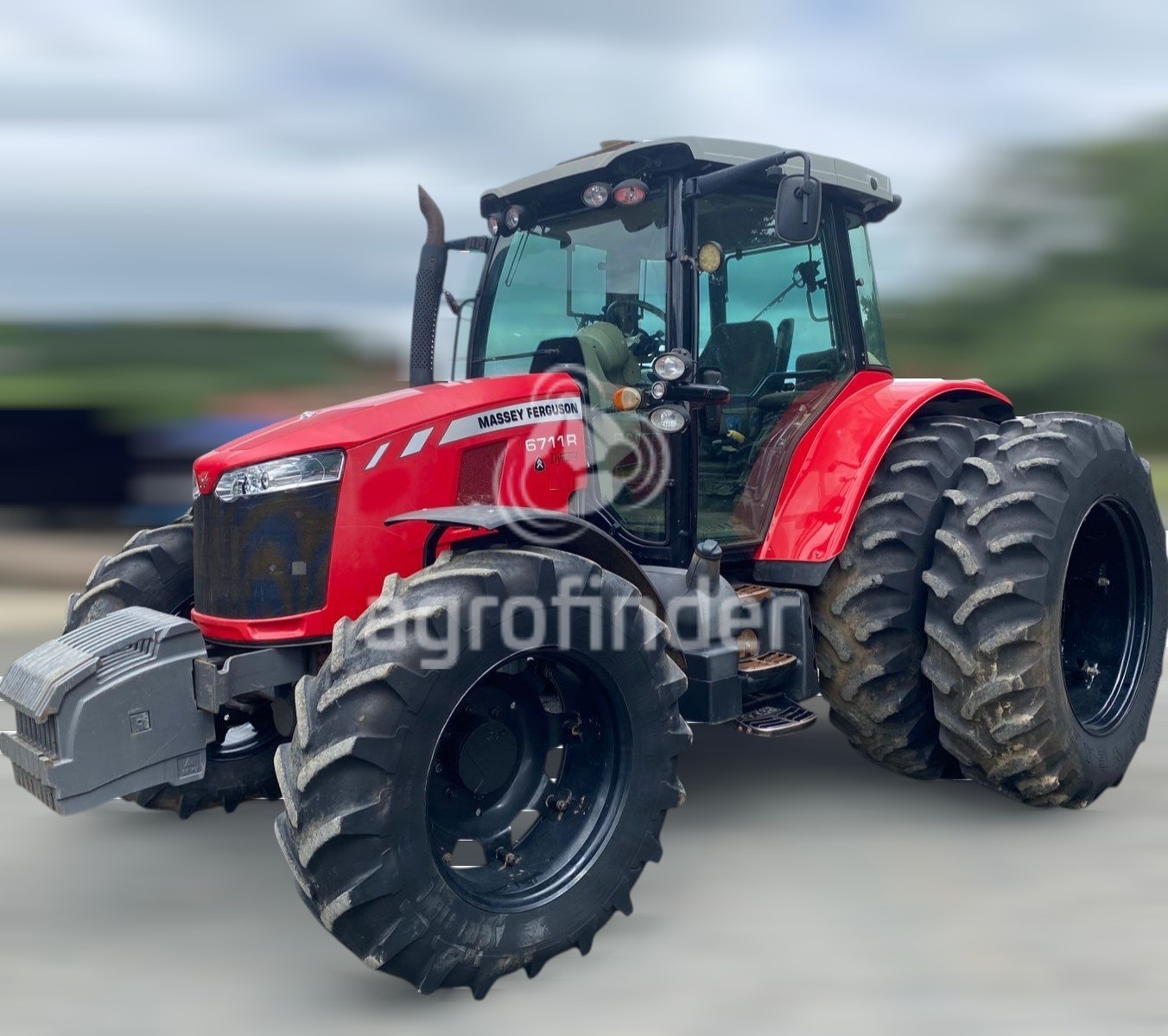 Trator Massey Ferguson 6711 R Dyna-4 ano 2017