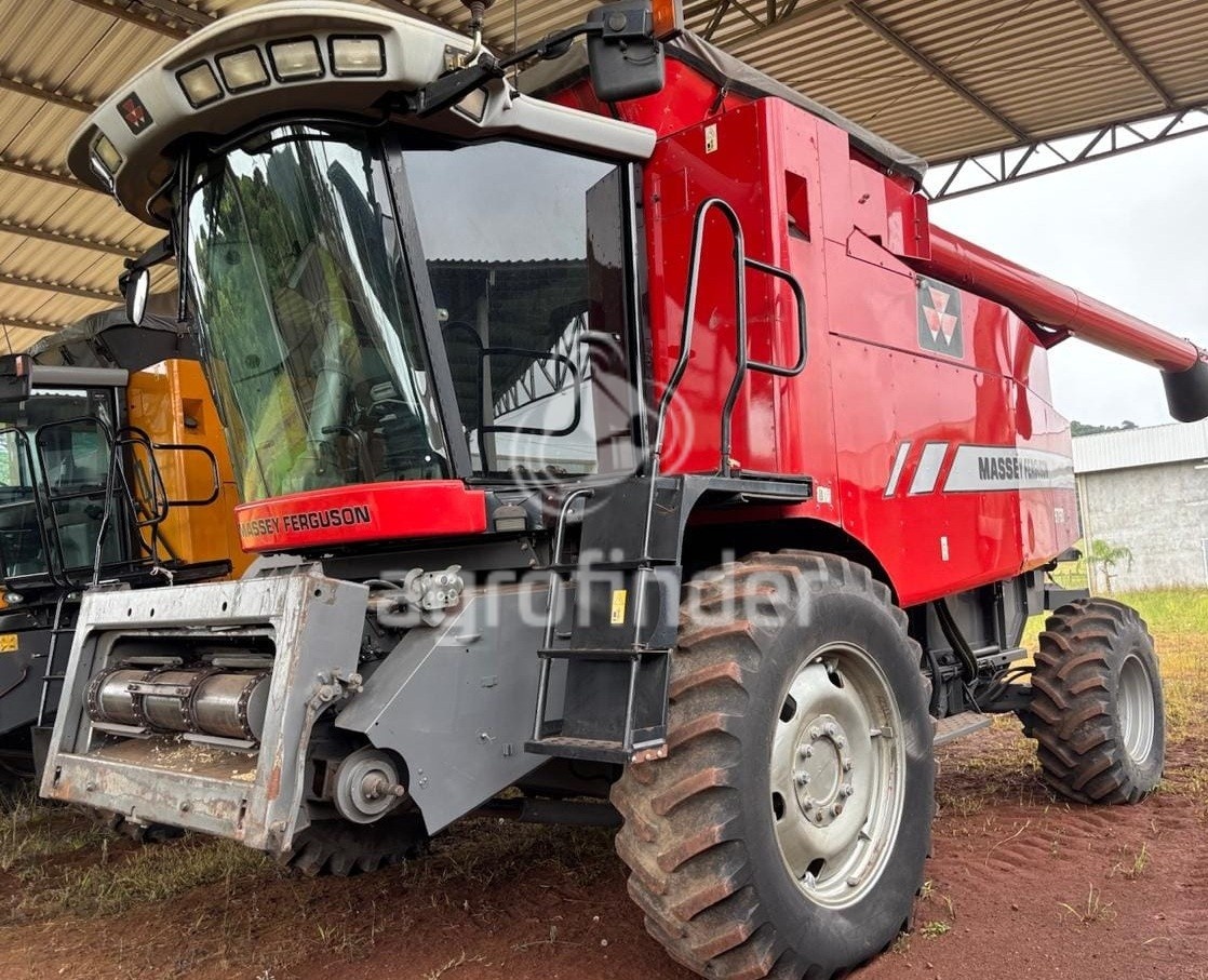 Colheitadeira Massey Ferguson MF9790 ano 2009