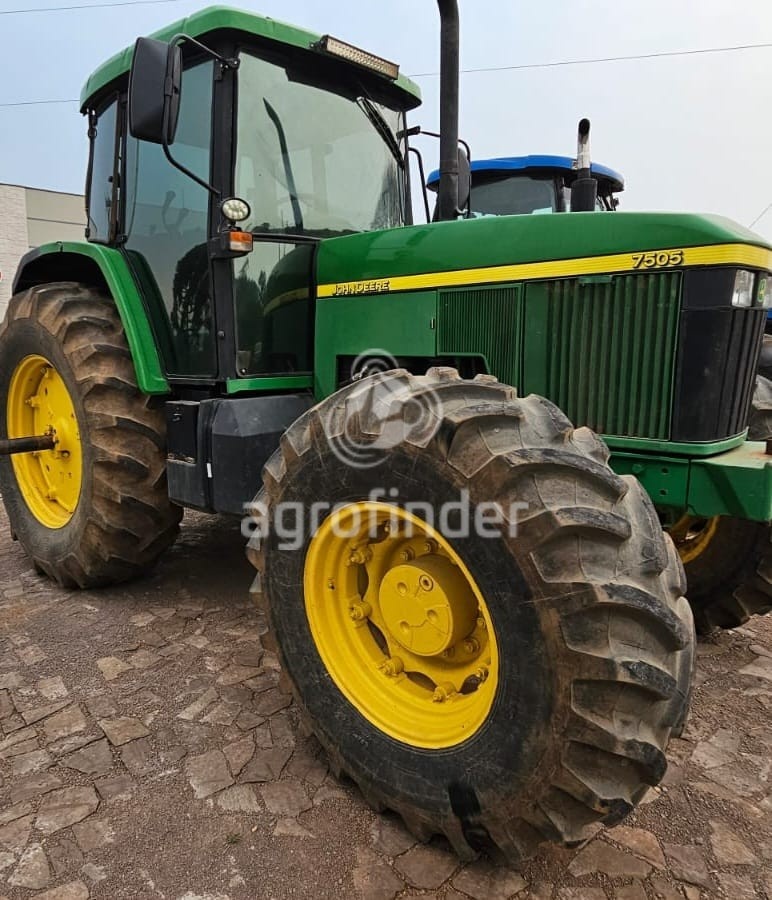 Trator John Deere 7505 ano 2004 - 7505 - Máquinas Agrícolas