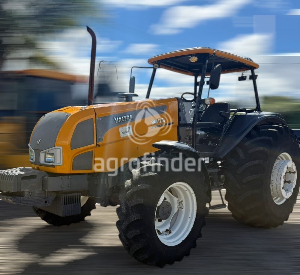 Trator Valtra BM125i ano 2012