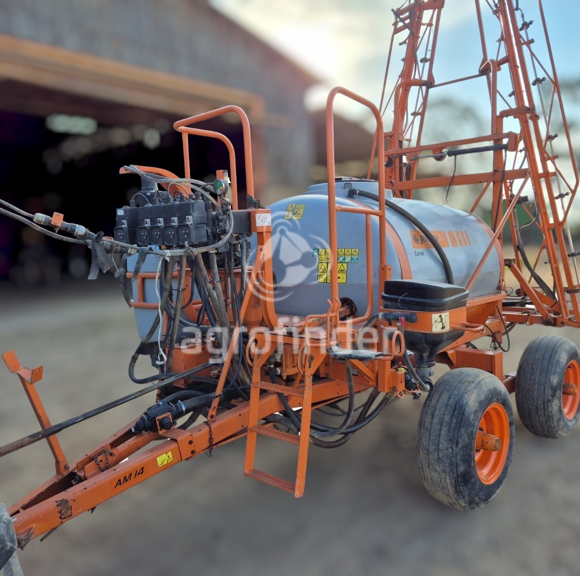 Pulverizador Jacto Coral 2000 ano 2013