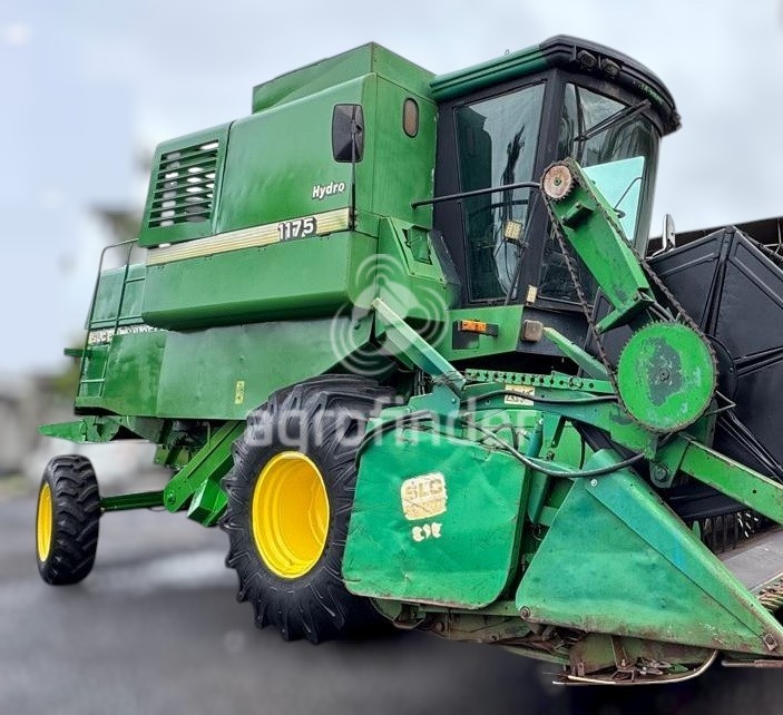 Colheitadeira John Deere 1175 ano 2000 - 1175 - Máquinas Agrícolas