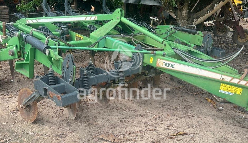 Escarificador Stara Fox 13H ano 2021