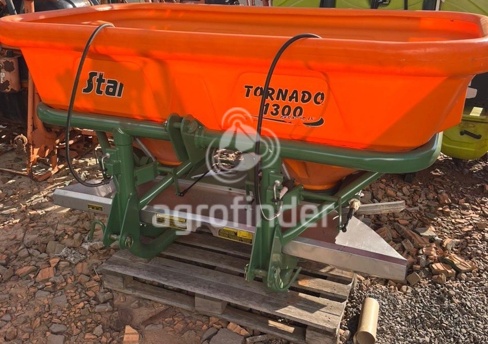 Distribuidor Stara Tornado 1300 ano 2011