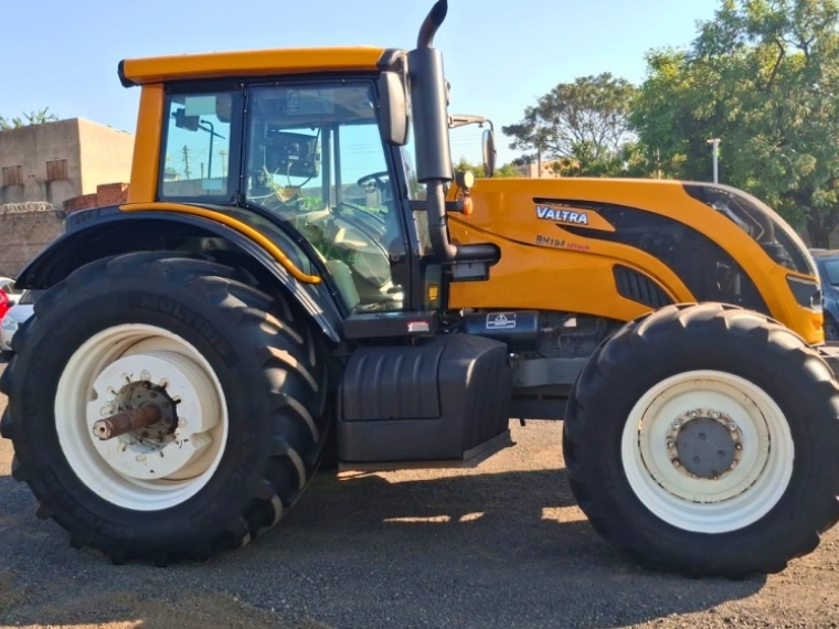 Trator Valtra BH 194 HiTech ano 2021