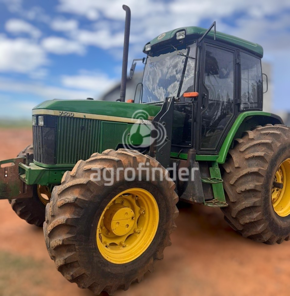 Trator John Deere 7500 ano 2000 - 7500 - Máquinas Agrícolas