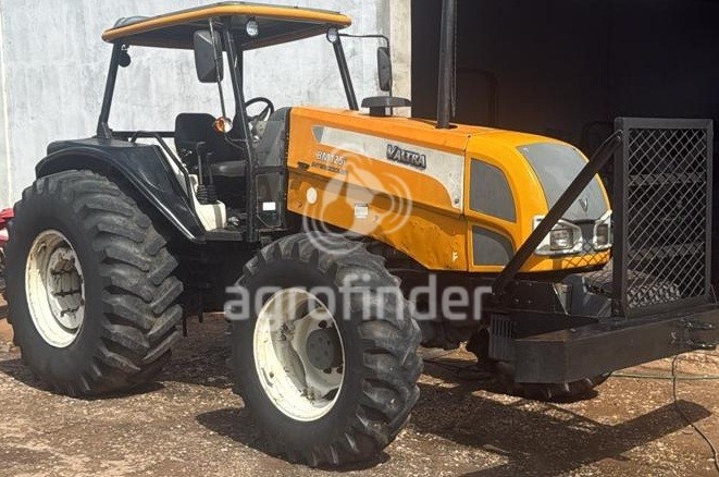 Trator Valtra BM125i ano 2015