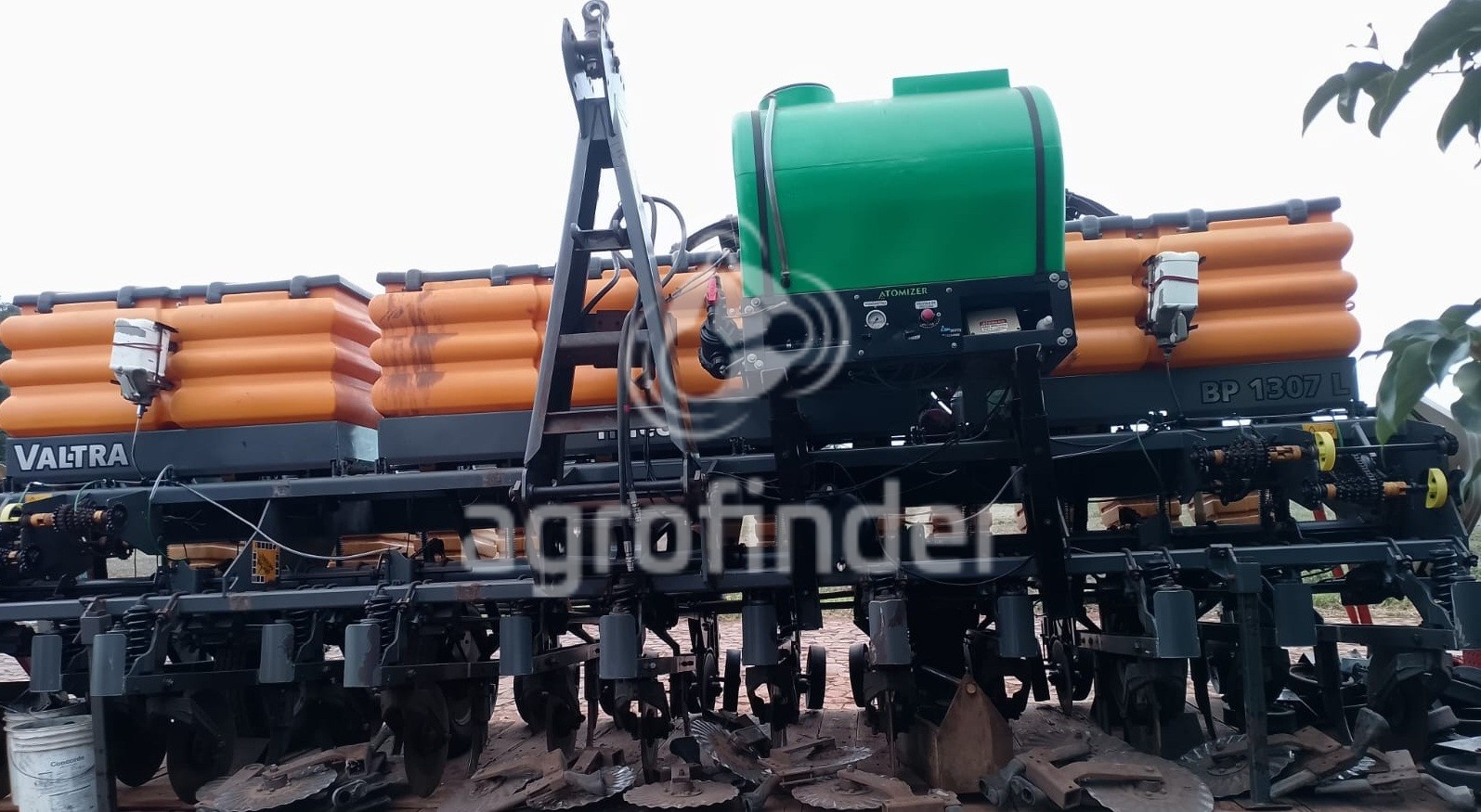 Plantadeira Valtra HiTech BP 1307 ano 2014