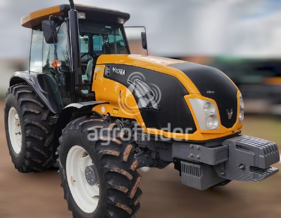 Trator Valtra BM 110 ano 2017 - BM 110 - Máquinas Agrícolas