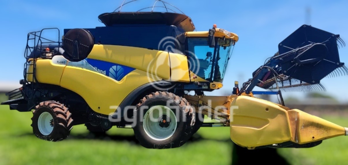 Colheitadeira New Holland CR 9060 ano 2013 - CR 9060 - Máquinas Agrícolas