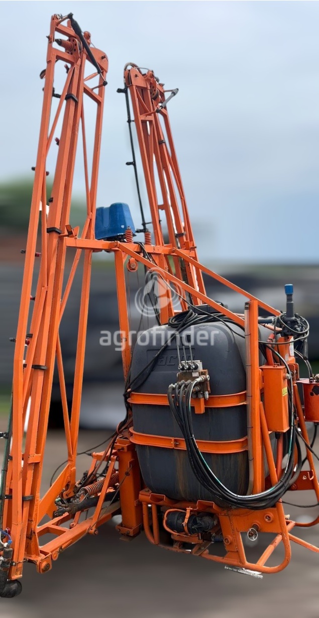 Pulverizador Jacto Condor 600 ano 2007