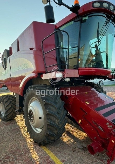 Colheitadeira Case IH Axial-Flow 9230 ano 2016
