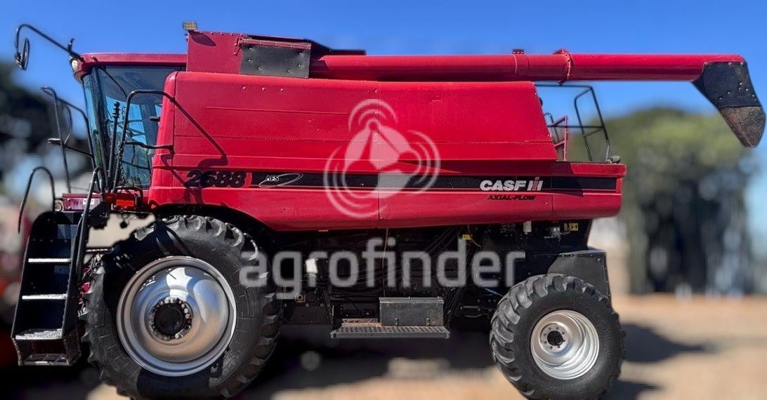 Colheitadeira Case IH Axial-Flow 2688 ano 2013