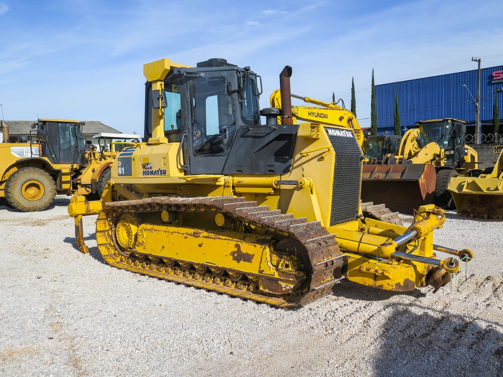 Trator de Esteira Komatsu D61 ano 2008