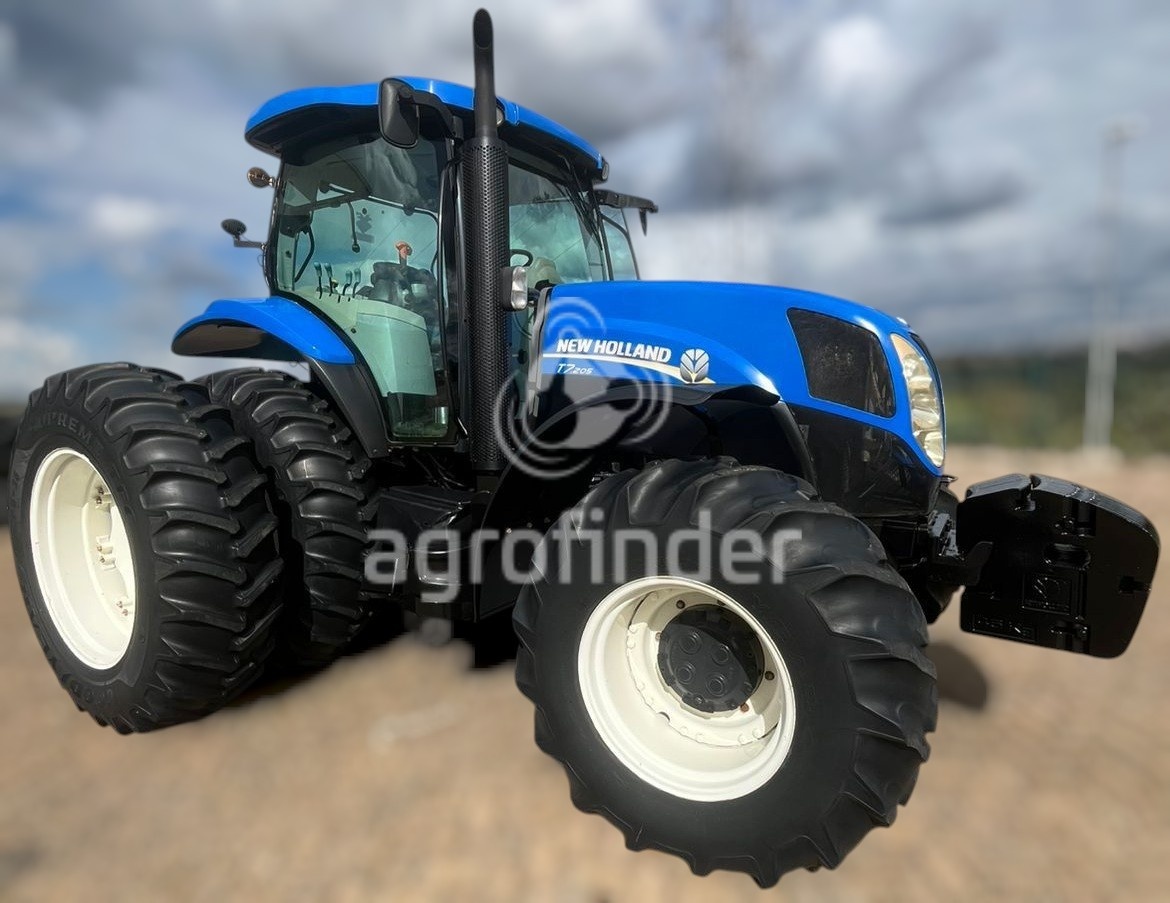 Trator New Holland T7.205 ano 2020 - T7.205 - Máquinas Agrícolas