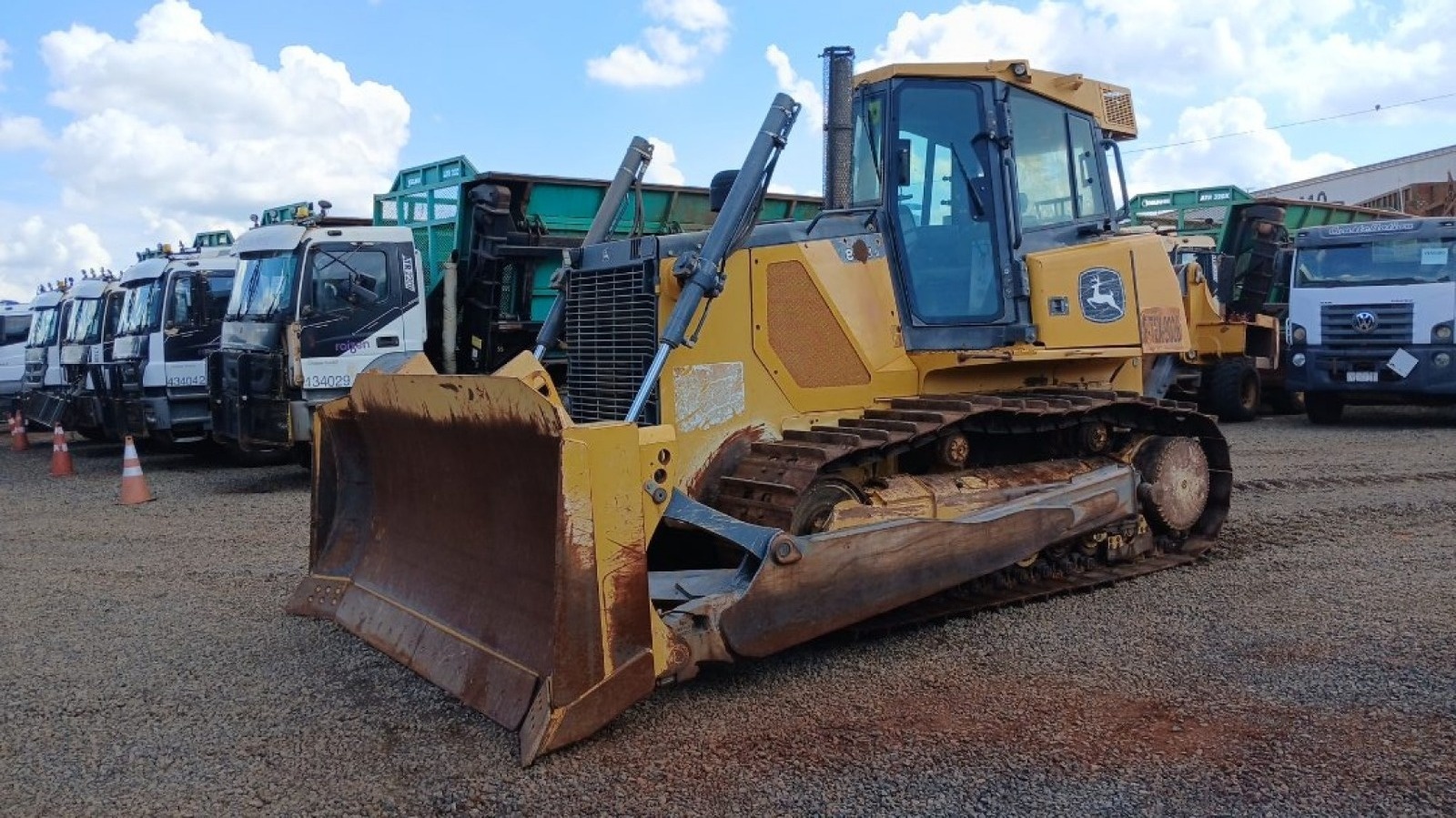 Trator de Esteira John Deere 850J ano 2022 - 850J - Máquinas de Linha Amarela
