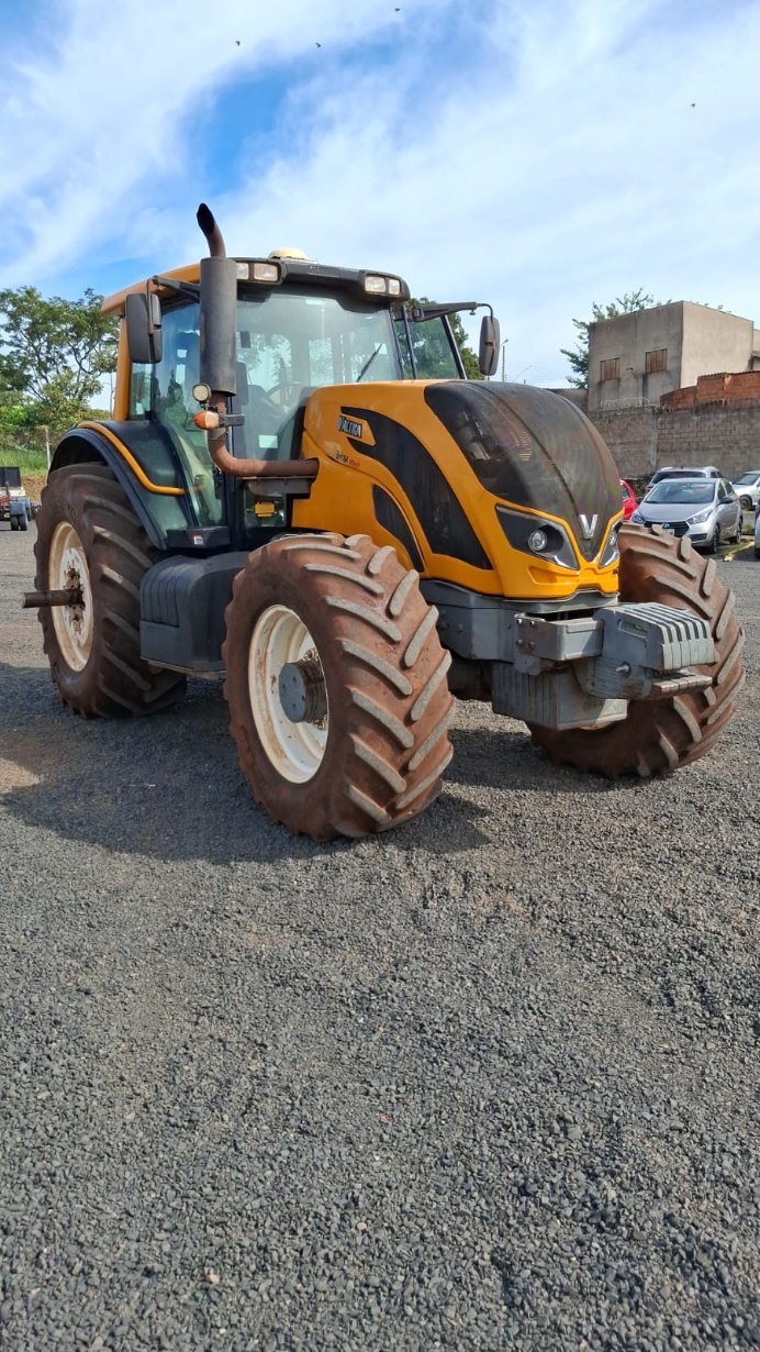 Trator Valtra BH 194 HiTech ano 2021