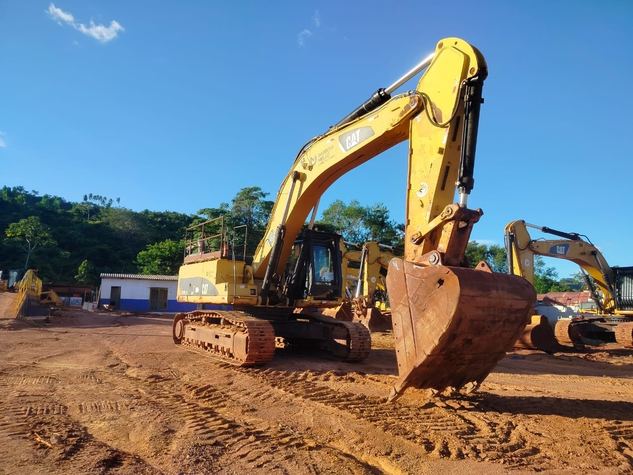 Escavadeira Caterpillar 349 ano 2012