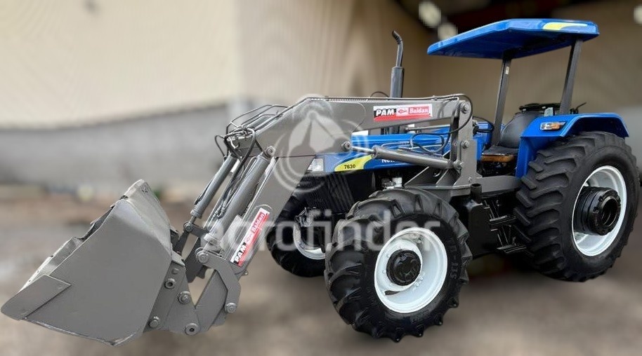 Trator New Holland 7630 ano 2013
