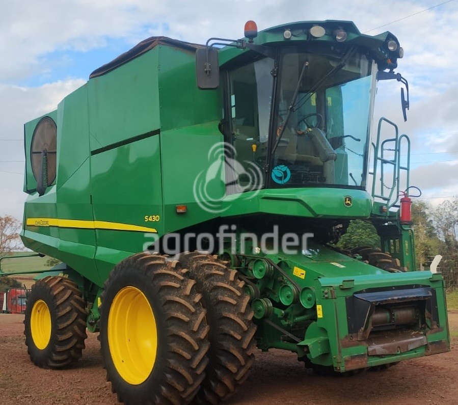 Colheitadeira John Deere S430 ano 2017