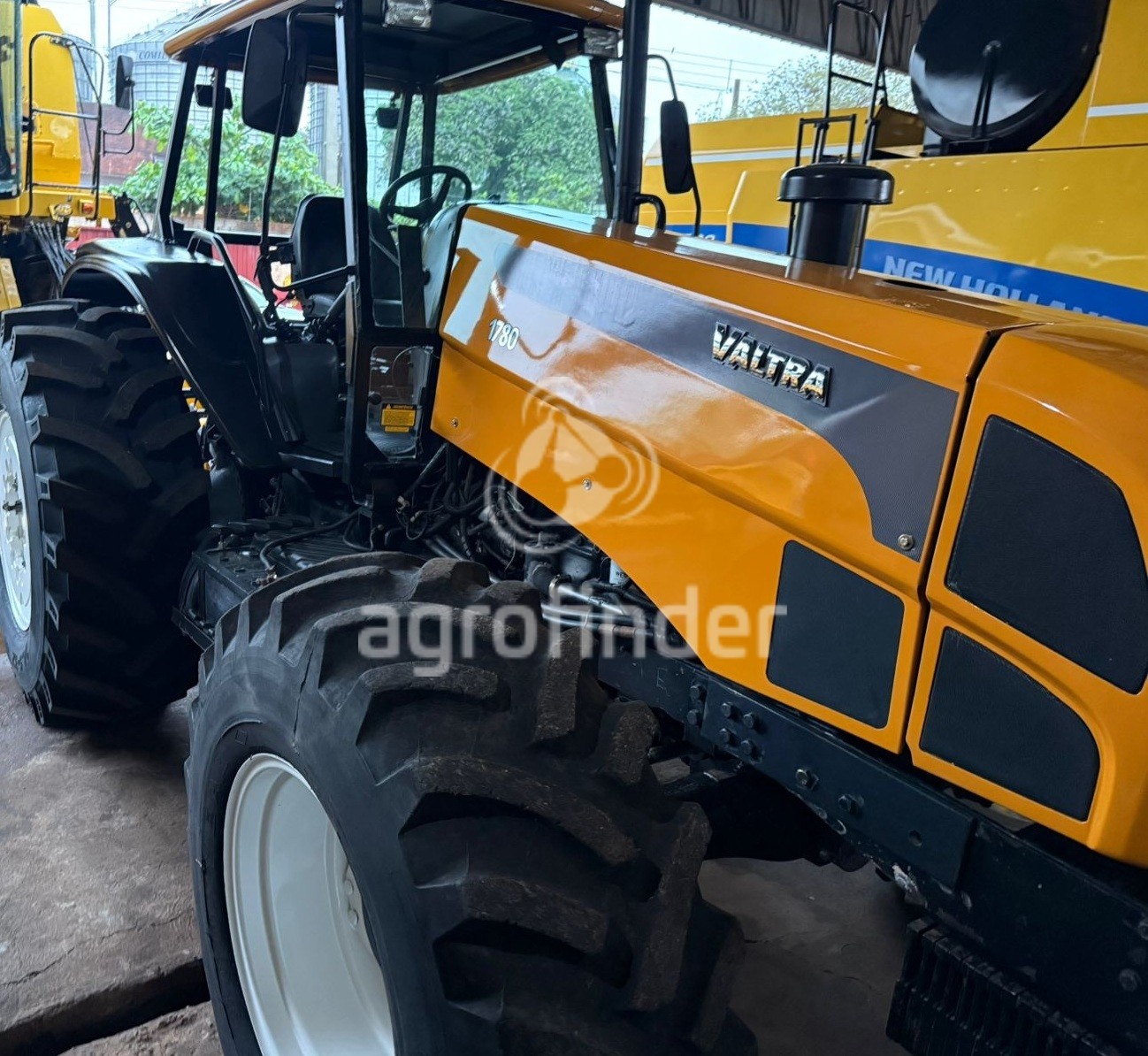 Trator Valtra 1780 ano 2007