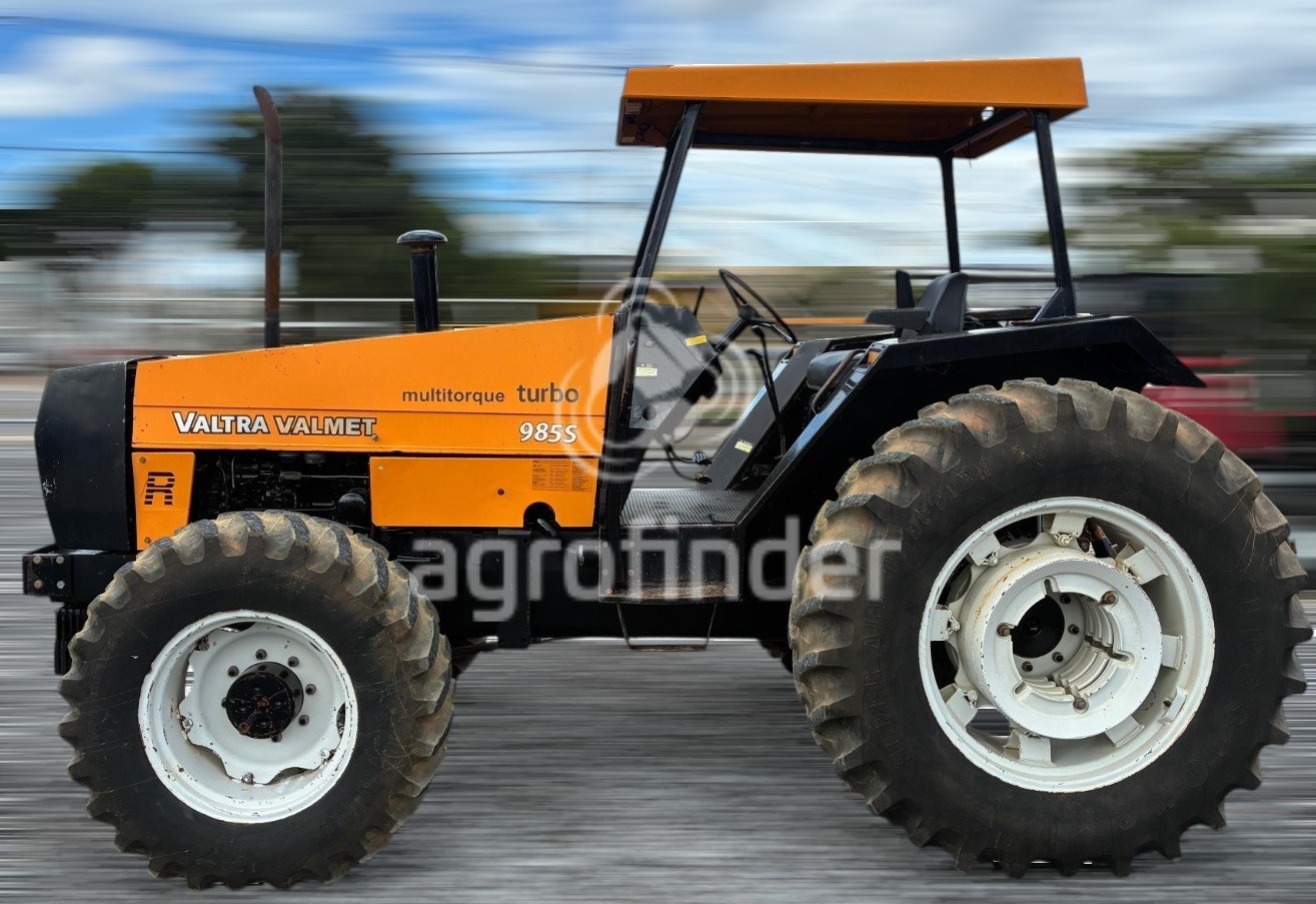 Trator Valmet 985 ano 2001