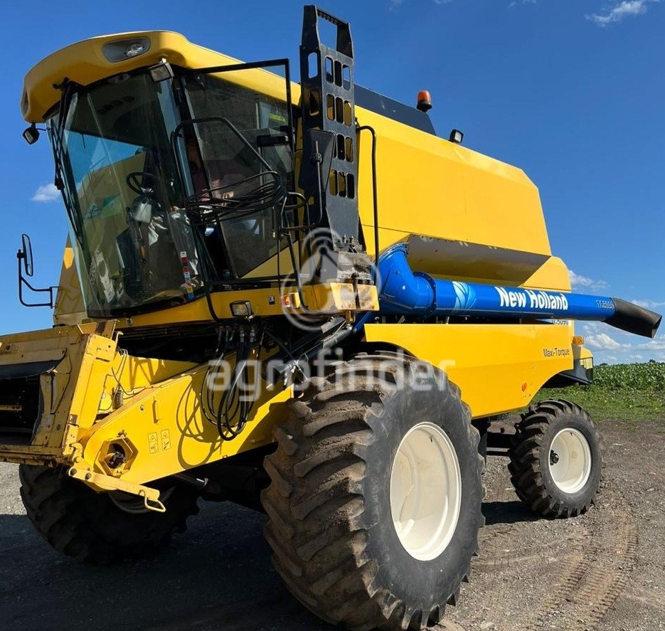 Colheitadeira New Holland TC 5090   ano 2008 - TC 5090   - Máquinas Agrícolas