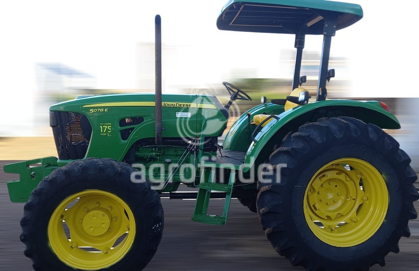 Trator John Deere 5078 E ano 2012 - 5078 E - Máquinas Agrícolas