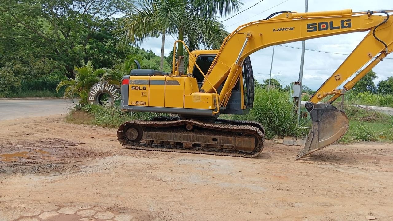 Escavadeira SDLG LG 6150E ano 2021 - LG 6150E - Máquinas de Linha Amarela