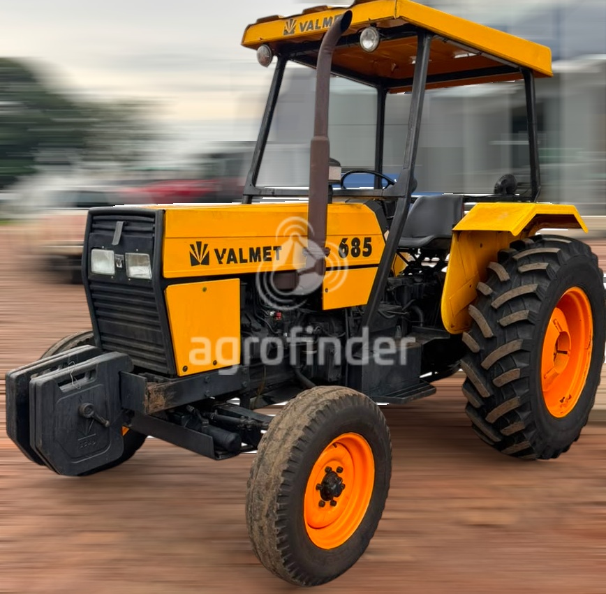 Trator Valmet 685 ano 1996