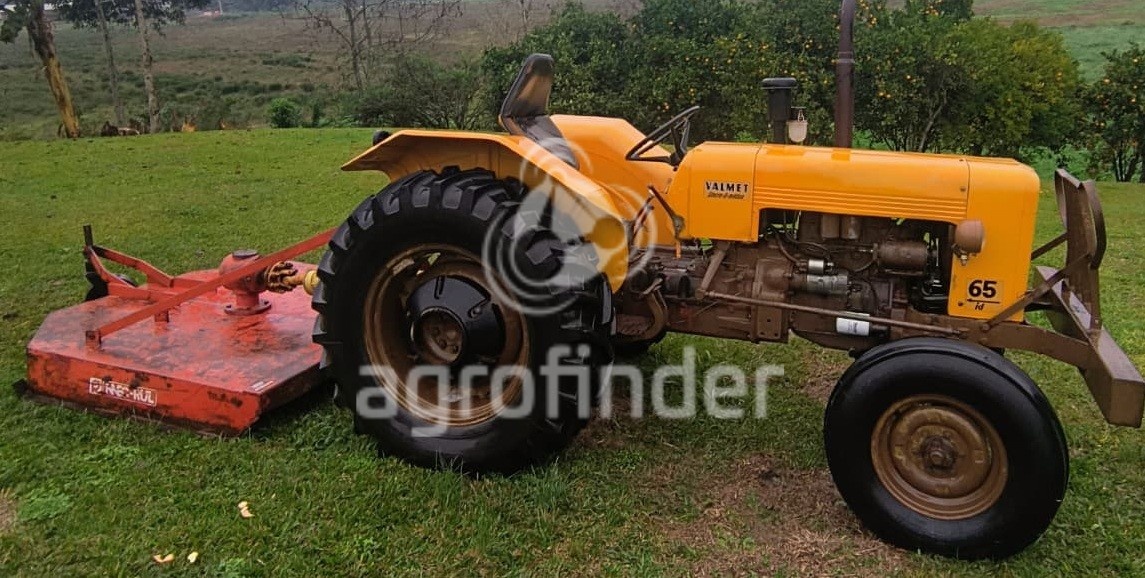 Trator Valmet 65 ID ano 1975