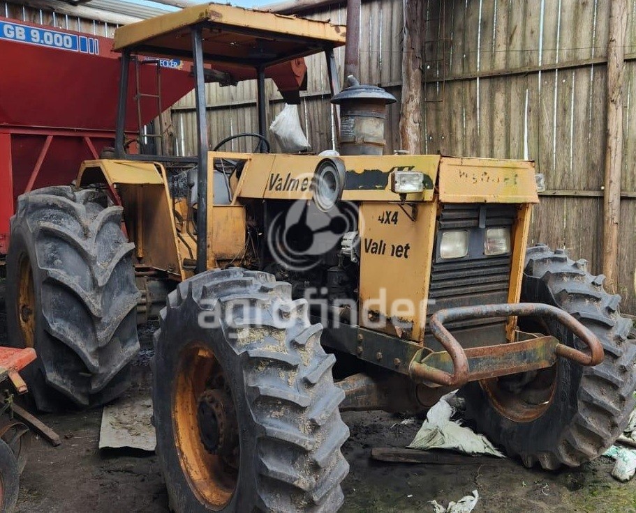 Trator Valmet 148 ano 1986