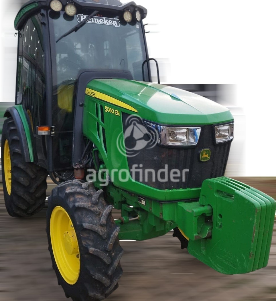 Trator John Deere 5060EN ano 2022
