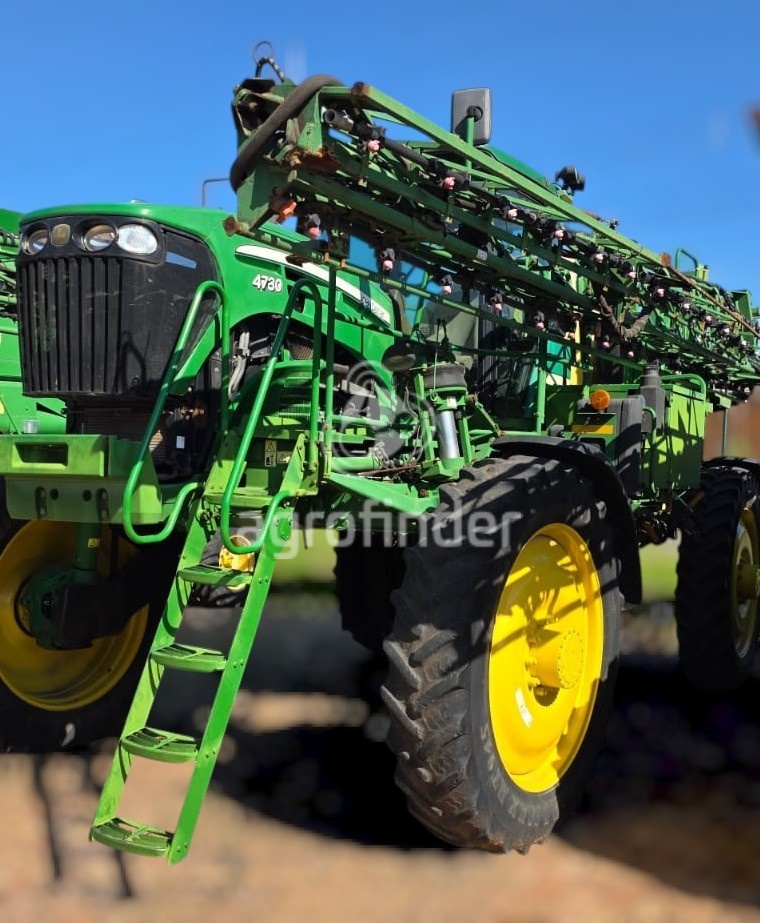 Pulverizador Autopropelido John Deere 4730 ano 2014