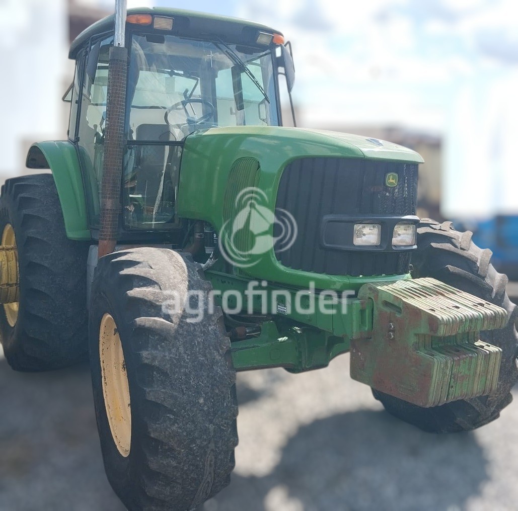 Trator John Deere 7515 ano 2005